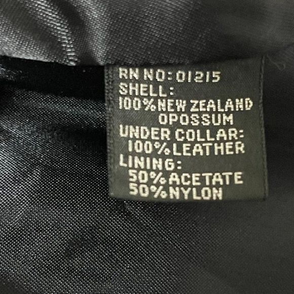 ANDREW Marc Genuine New Zealand Opossum Fur Oversize Vest Size L - Picture 7 of 8